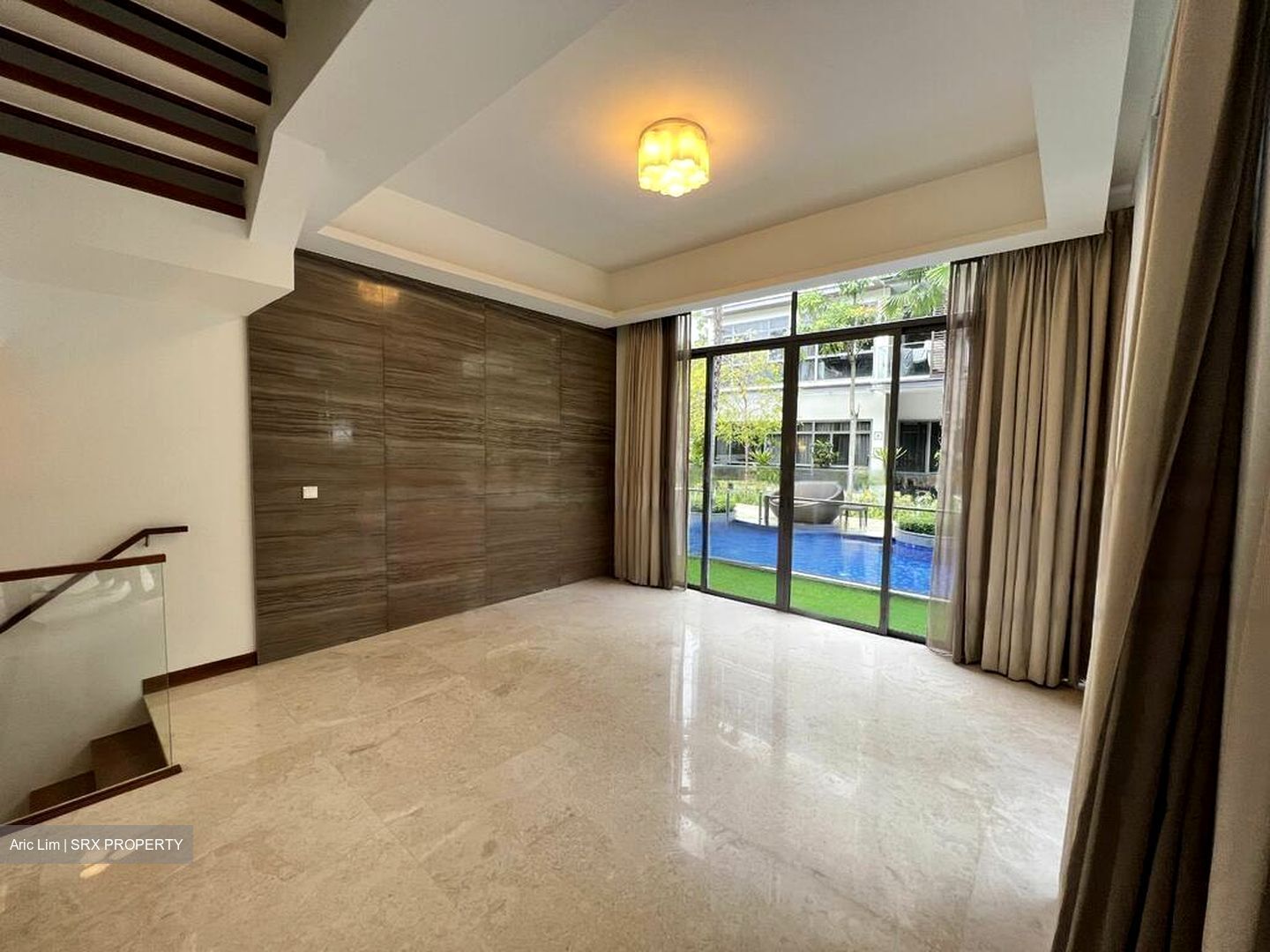 The Seawind (D15), Terrace #460836771